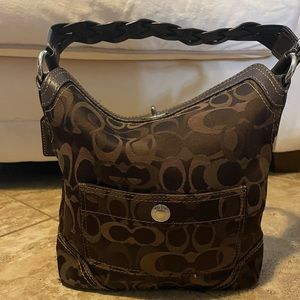 Vintage Coach purse in EXCELLENT condition